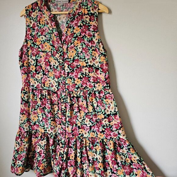 EUC LIKE NEW ALMOST FAMOUS GARDEN FLORAL BUTTON DOWN TIERED SHORT DRESS SIZE L - Picture 3 of 16